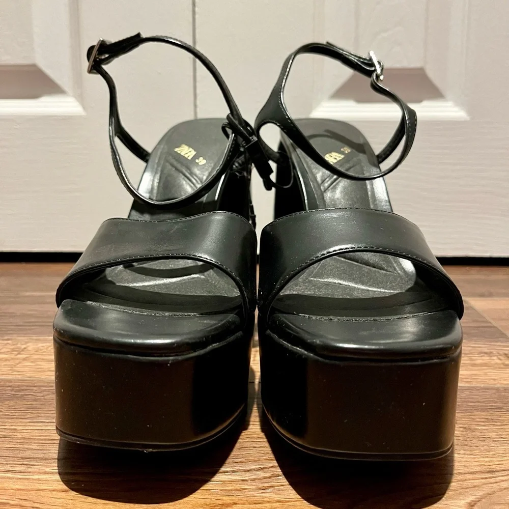 Zara Black Chunky Platform Heels - Picture 3 of 9